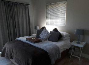 de Klerens Gems : Emerald Self Catering Unit